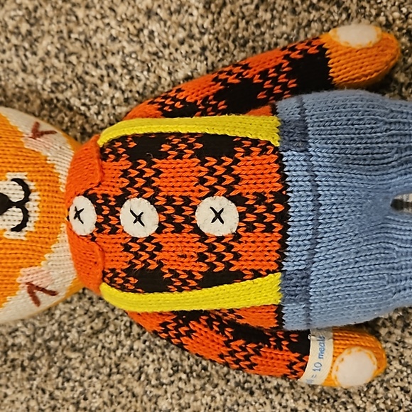 Cuddle + Kind Wyatt the Fox - Picture 5 of 9